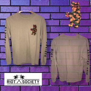 Riot Society Beige Long Sleeve Tee with Bear Graphic 💯% cotton
